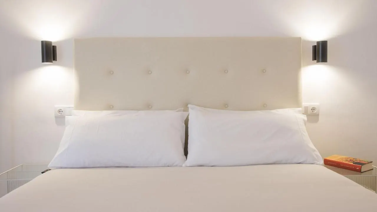 Apartamentos Boutique Puerta De Reyes Toledo Apartment